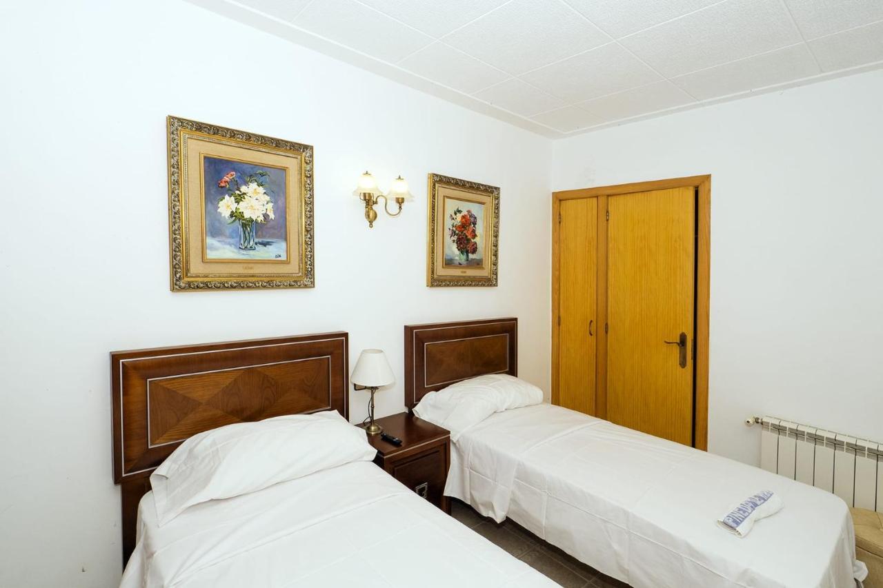 L'Hostalet Guesthouse Pineda de Mar Buitenkant foto