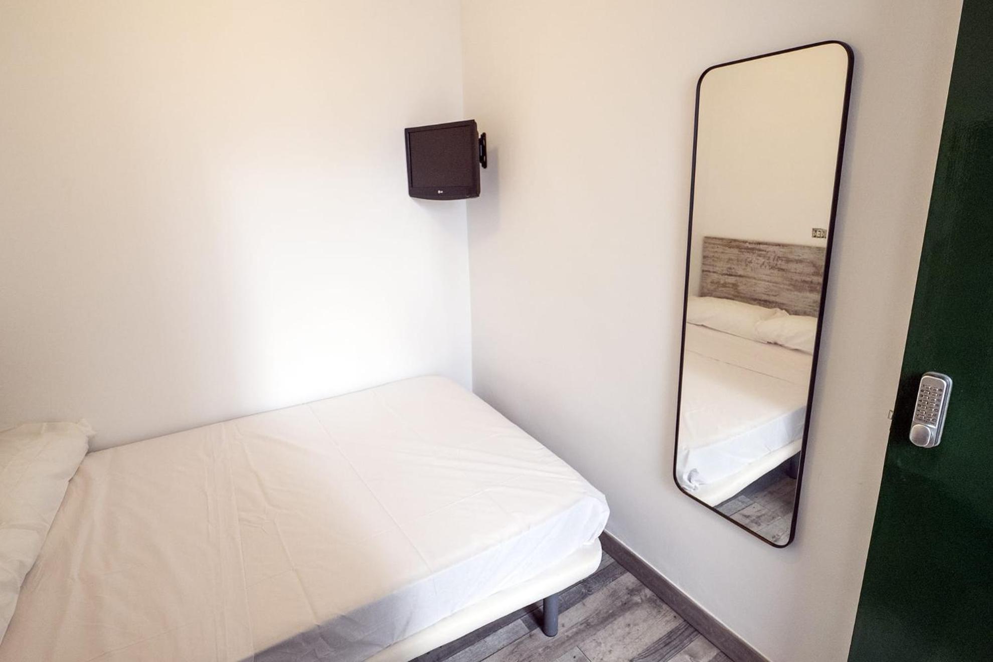 L'Hostalet Guesthouse Pineda de Mar Kamer foto